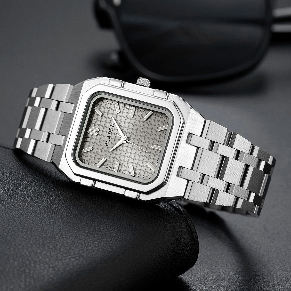 Luxury Brand Blue Dial Man Hig - Luxury Watch Magazine 评论和价格