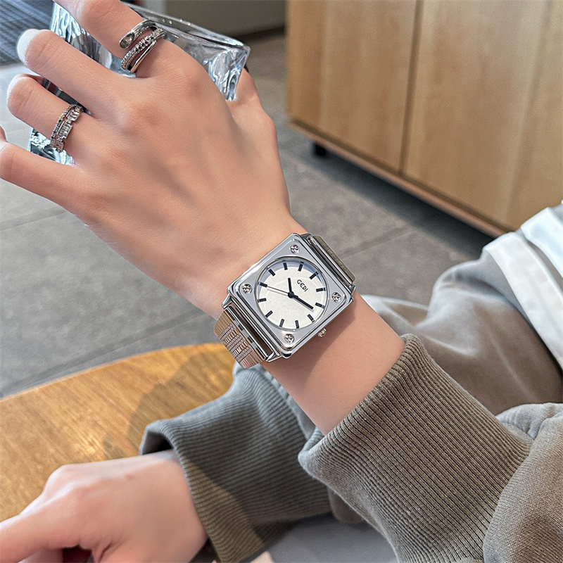 Minimalist Elegant Unique Squa - Luxury Watch Gift For Her 评论和价格